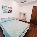 Golden Star Apartment
